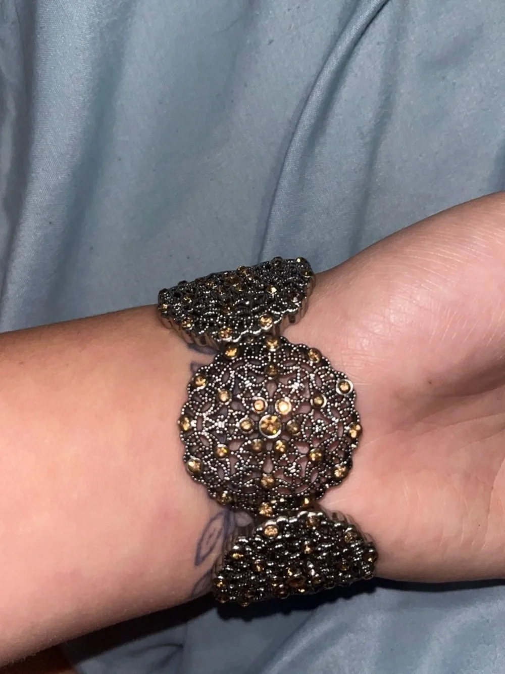 N/A elegant black